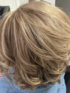 View Women's Hair, Highlights, Hair Color, Blonde, Short Chin Length, Hair Length, Blunt, Haircuts, Bob, Layered, Hairstyles, Curly - Megan Tillman Hyde, Murfreesboro, TN