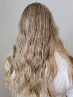 View Curls, Beachy Waves, Women's Hair, Balayage, Hair Color, Foilayage, Long Hair (Mid Back Length), Hair Length, Layers, Haircut, Hairstyle - Hannah Hanbury, Hamilton, OH