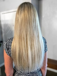 View Hair Extensions, Hair Length, Long Hair (Mid Back Length), Hair Color, Blonde, Women's Hair, Hairstyle, Straight - DNyse Chisholm, Napa, CA
