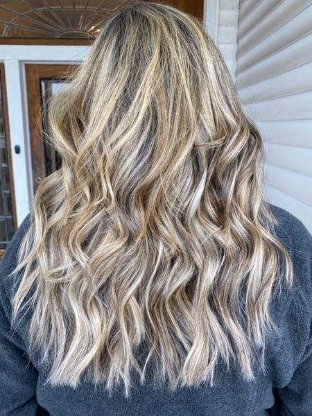 Image of  Women's Hair, Balayage, Hair Color, Blonde, Brunette Hair, Foilayage, Highlights, Long Hair (Upper Back Length), Hair Length, Beachy Waves, Hairstyle