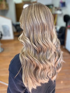 View Hair Color, Blonde, Women's Hair, Highlights - Brittany Allmendinger, Newport, ME