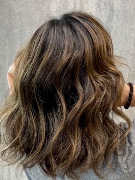 Image of  Women's Hair, Balayage, Hair Color, Brunette, Foilayage, Highlights, Shoulder Length, Hair Length, Bob, Haircuts, Beachy Waves, Hairstyles