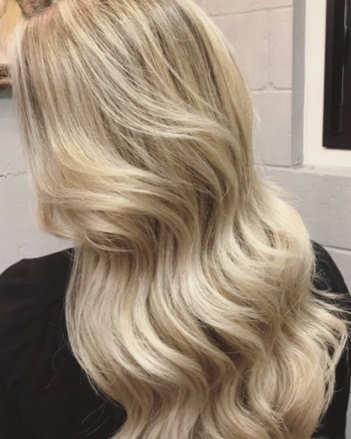 Image of  Women's Hair, Blonde, Hair Color, Full Color, Long, Hair Length, Beachy Waves, Hairstyles