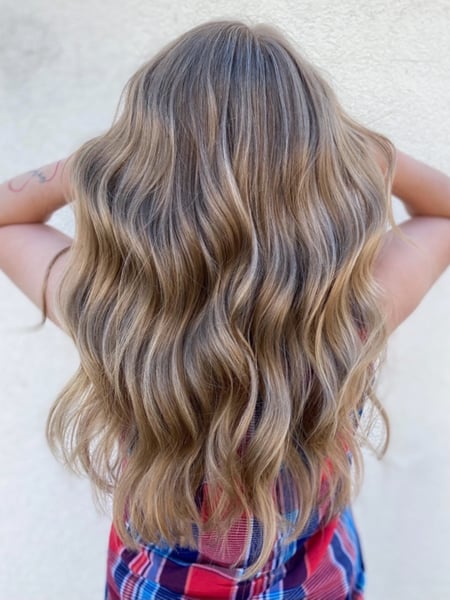 Image of  Women's Hair, Hair Color, Blonde, Highlights, Long, Hair Length, Beachy Waves, Hairstyles, Curly