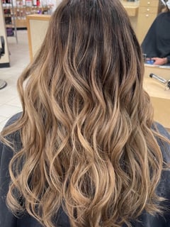 View Women's Hair, Balayage, Hair Color, Blonde, Brunette, Color Correction, Foilayage, Long, Hair Length, Layered, Haircuts, Beachy Waves, Hairstyles, Curly, Hair Restoration - Jessica Bundy, Houston, TX