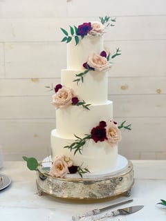 View Cakes, Occasion, Wedding Cake - Tara Simmons, Cleveland, TN