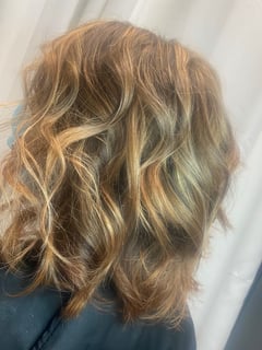 View Women's Hair, Hair Color, Foilayage, Hair Length, Shoulder Length, Layered, Haircuts, Beachy Waves, Hairstyles - Kailey Hintz, Toledo, OH