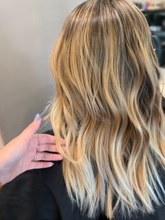 View Women's Hair, Balayage, Hair Color, Color Correction, Beachy Waves, Hairstyles - Sheyenne Nickerson, Covington, KY