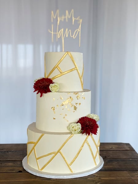 Image of  Cakes, Occasion, Wedding Cake, Icing Techniques, Sugar Work, Theme, Modern