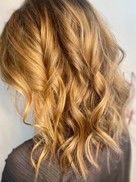 Image of  Women's Hair, Hair Color, Balayage, Blonde, Foilayage, Highlights, Shoulder Length, Hair Length, Layered, Haircuts, Beachy Waves, Hairstyles, Curly
