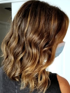 View Women's Hair, Balayage, Hair Color, Brunette, Foilayage, Color Correction, Shoulder Length, Hair Length, Layered, Haircuts, Beachy Waves, Hairstyles, Natural, Weave - Nely Ambrosio , 