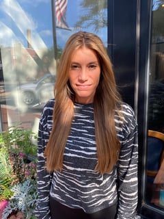 View Hairstyle, Hair Length, Long Hair (Mid Back Length), Women's Hair, Hair Extensions - Claudya Sanchez, Glencoe, IL