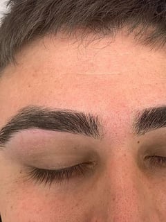View Brows, Brow Sculpting, Rounded, Brow Shaping, Wax & Tweeze, Brow Technique - Martha , Las Vegas, NV