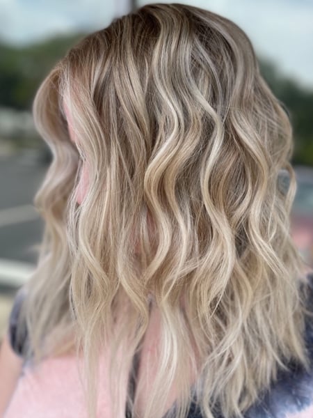 Image of  Women's Hair, Blowout, Hair Color, Balayage, Blonde, Foilayage, Highlights, Hair Length, Shoulder Length Hair, Haircut, Bangs, Blunt (Women's Haircut), Layers, Beachy Waves, Hairstyle