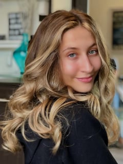 View Women's Hair, Balayage, Hair Color, Foilayage, Highlights - Liza , Jacksonville, FL