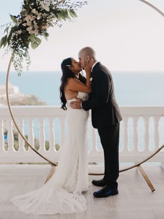 View Photographer, Wedding, Formal, Destination, Elopement, Beach - Lynzie Burdick, Charleston, SC