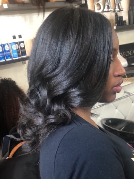 Image of  Women's Hair, Blowout, Natural Hair, Hairstyle, Silk Press, Smoothing 