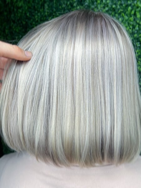 Image of  Women's Hair, Blonde, Hair Color, Highlights, Hair Length, Shoulder Length, Blunt, Haircuts, Straight, Hairstyles