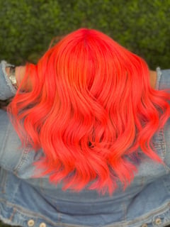 View Haircuts, Beachy Waves, Hair Color, Fashion Color, Women's Hair, Blunt, Hairstyles - Courtney Mang, Clarence, NY