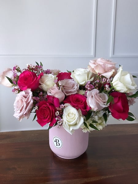 Image of  Florist, Arrangement Type, Centerpiece, Occasion, Anniversary, Valentine's Day, Birthday, Mother's Day, Wedding, Wedding Centerpiece, Size & Display, Small, Crescent, Color, White, Red, Pink, Flower Type, Rose
