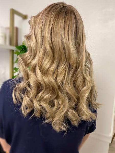 Image of  Women's Hair, Hair Color, Blonde, Shoulder Length, Hair Length, Layered, Haircuts, Beachy Waves, Hairstyles, Curly