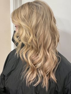 View Women's Hair, Blonde, Hair Color, Highlights, Beachy Waves, Hairstyles, Hair Extensions - Rebecca Kessler, Long Beach, CA