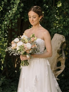View Wedding Flowers - Elizabeth Milliken, Yarmouth, MA
