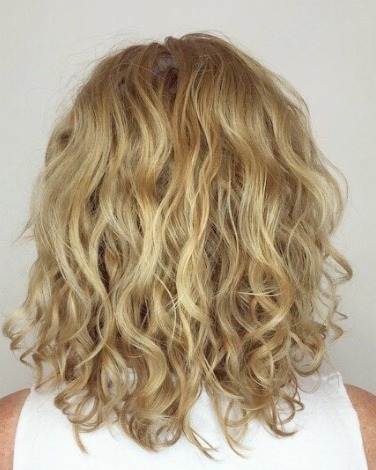 Image of  Women's Hair, Blonde, Hair Color, Highlights, Shoulder Length, Hair Length, Curly, Haircuts, Curly, Hairstyles