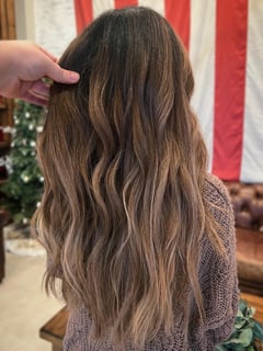 View Women's Hair, Hairstyle, Beachy Waves, Haircut, Layers, Hair Length, Long Hair (Mid Back Length), Foilayage, Brunette Hair, Blonde, Balayage, Hair Color, Blowout - Sam Donato, Spring, TX