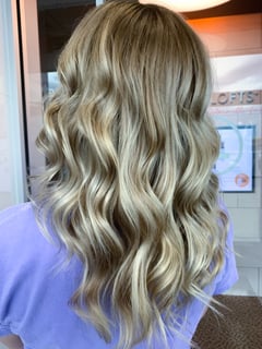 View Beachy Waves, Hair Length, Medium Length, Blonde, Highlights, Foilayage, Hair Color, Balayage, Women's Hair, Curly, Hairstyles - Autumn DeBord, Cincinnati, OH
