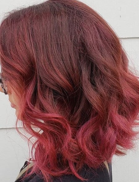 Image of  Women's Hair, Red, Hair Color, Ombré, Shoulder Length, Hair Length, Layered, Haircuts, Beachy Waves, Hairstyles