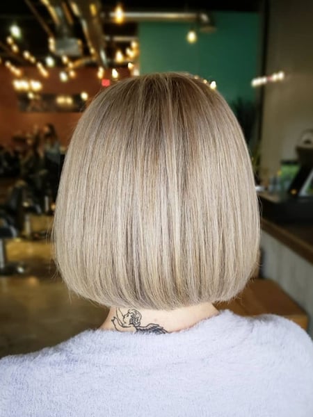 Image of  Women's Hair, Blonde, Hair Color, Highlights, Short Chin Length, Hair Length, Blunt, Haircuts, Straight, Hairstyles