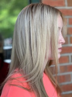 View Women's Hair, Hair Color, Highlights, Medium Length, Hair Length - Greylyn Watson, Fort Mill, SC