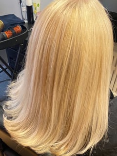 View Balayage, Highlights, Foilayage, Blonde, Hair Color, Women's Hair - Sally Francks, Feasterville Trevose, PA