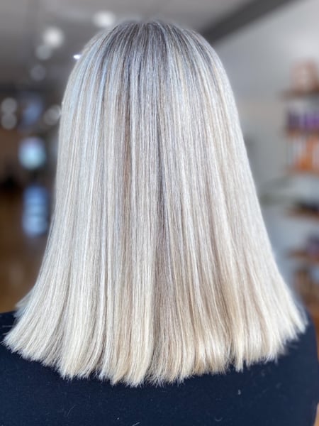Image of  Women's Hair, Blonde, Hair Color, Highlights, Shoulder Length, Hair Length, Straight, Hairstyles
