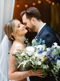 View Photographer, Wedding, Formal Wedding, Outdoor Wedding - Stephanie Kotaniemi, Portland, OR