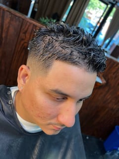View Men's Hair, Medium Fade, Haircut - Ron Bey, Inglewood, CA