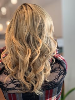 View Curls, Women's Hair, Blowout, Hair Color, Foilayage, Blonde, Hair Length, Long Hair (Upper Back Length), Haircut, Layers, Hairstyle - Anthony Barbuto, San Francisco, CA