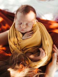 View Photographer, Newborn, Family, First 48 Hours, Lifestyle, Lifestyle, Portrait, Maternity - Tara Spaethe, Kent, OH