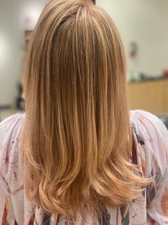 View Women's Hair, Blowout, Hair Color, Balayage, Foilayage, Blonde - Bethany Davila, Victoria, TX