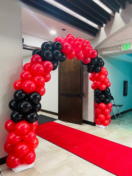 Image of  Balloon Decor, Arrangement Type, Balloon Arch, Event Type, Graduation, Holiday, Corporate Event, Colors, Black, Red, Balloon Column, School Pride