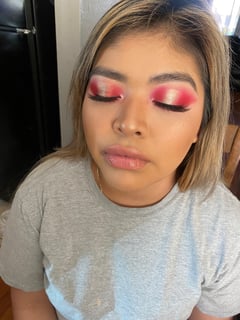 View Light Brown, Skin Tone, Makeup, Glam Makeup, Look, Red, Colors, Pink, Gold, Glitter - Karely Leal, Sacramento, CA