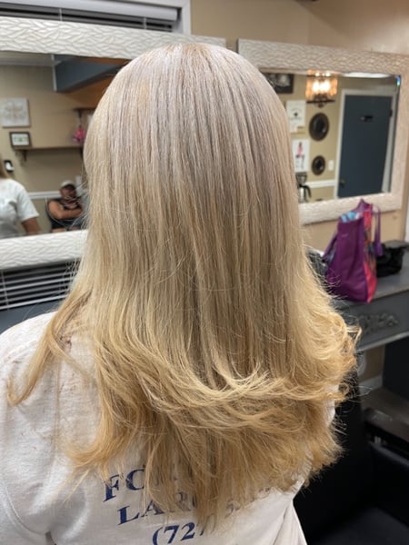 Image of  Women's Hair, Blonde, Hair Color, Blowout, Hair Length, Haircuts, Bangs