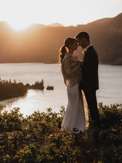 View Photographer, Wedding, Formal Wedding, Outdoor Wedding - Kyle Carnes, Portland, OR