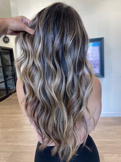 View Blonde, Balayage, Brunette, Blowout, Hairstyles, Beachy Waves, Straight, Women's Hair, Hair Color, Highlights, Full Color, Foilayage - America Estrada, San Diego, CA