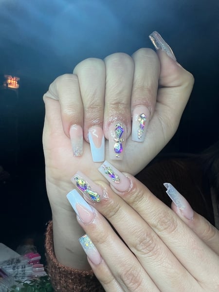 Image of  Medium, Nail Length, Nails, Nail Style, Ombré, Nail Jewels, French Manicure, White, Nail Color, Glitter, Nail Finish, Acrylic, Coffin, Nail Shape