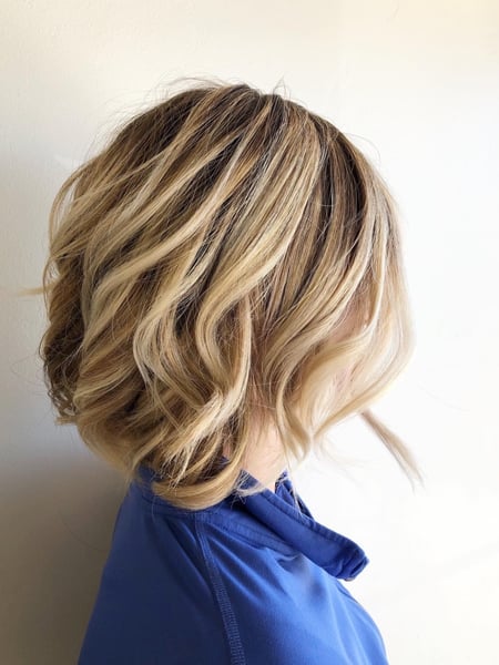 Image of  Women's Hair, Hair Color, Foilayage, Hair Length, Shoulder Length, Bob, Haircuts, Layered, Curly, Hairstyles