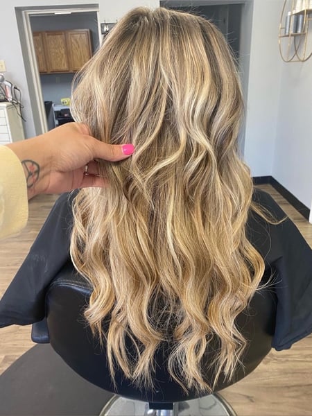 Image of  Women's Hair, Blonde, Hair Color, Balayage, Foilayage, Highlights, Long, Hair Length, Curly, Haircuts, Beachy Waves, Hairstyles, Hair Extensions