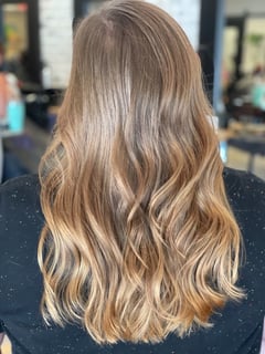View Women's Hair, Hairstyle, Beachy Waves, Hair Length, Long Hair (Mid Back Length) - Maddie Hofer, Scottsdale, AZ