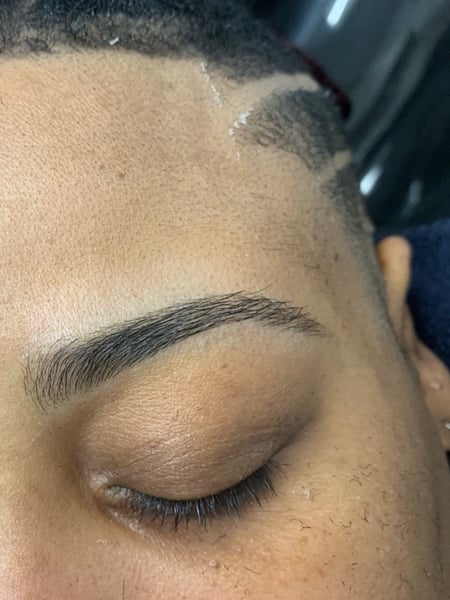 Image of  Brows, Wax & Tweeze, Brow Technique, Arched, Brow Shaping